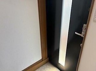 (玄関)