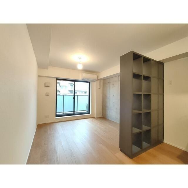 (居間)