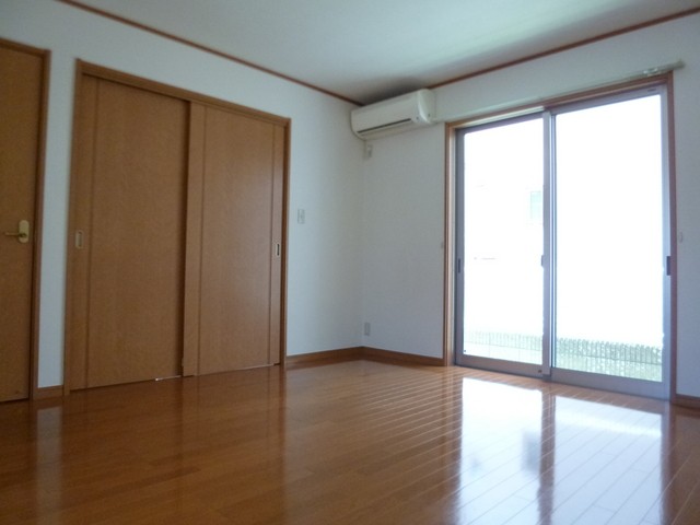 (居間)