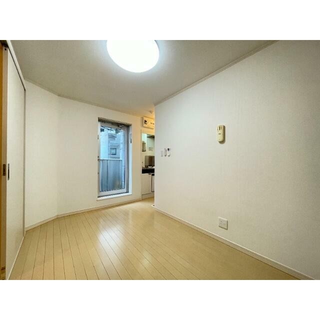(居間)