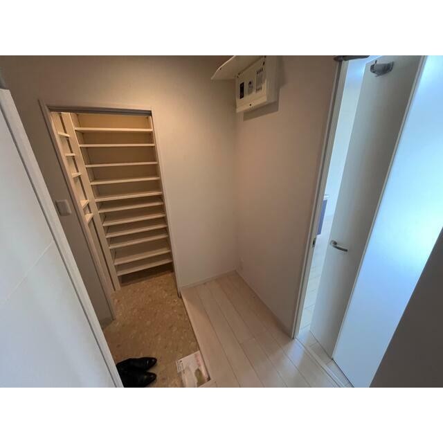 (玄関)