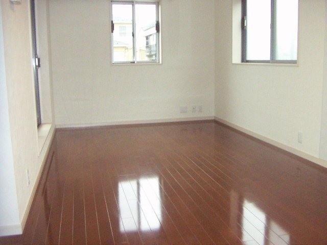 (居間)