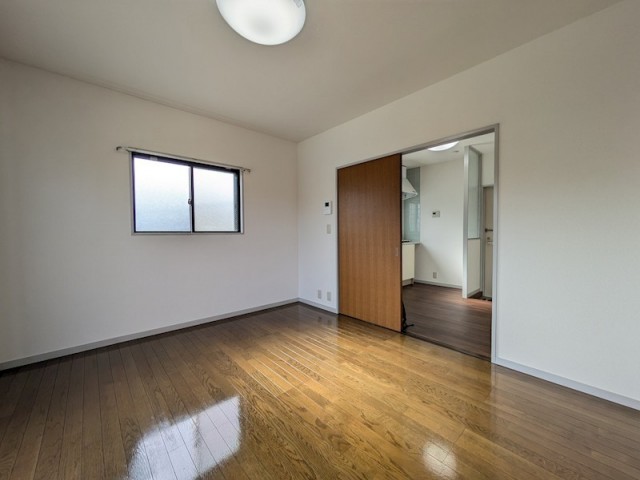 (居間)
