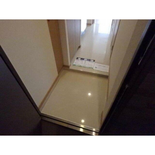 (玄関)