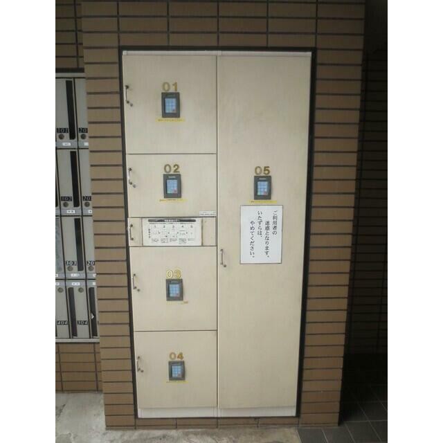 宅配ボックス