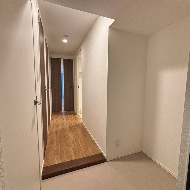 ※写真は同タイプ住戸です。(玄関)