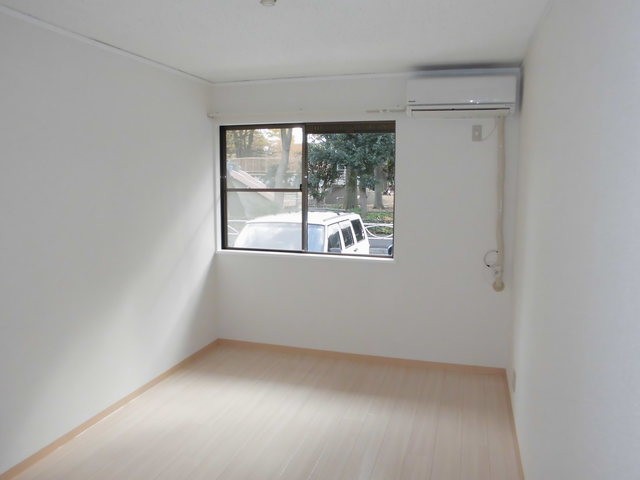(居間)