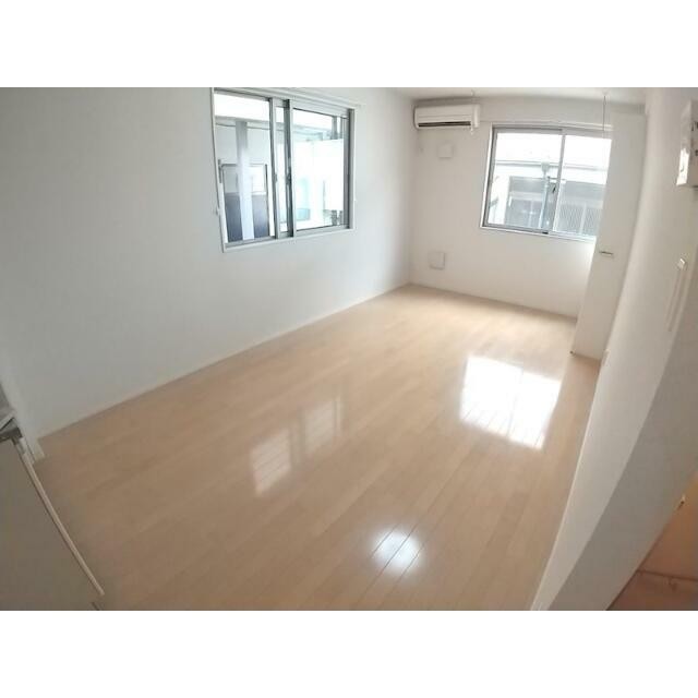 (居間)