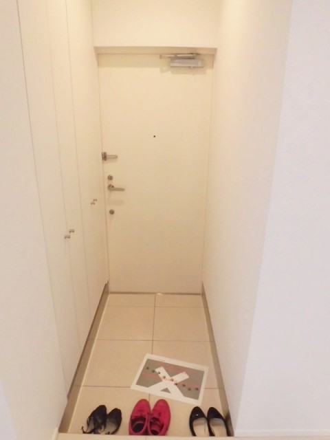 ※同仕様写真含む(玄関)