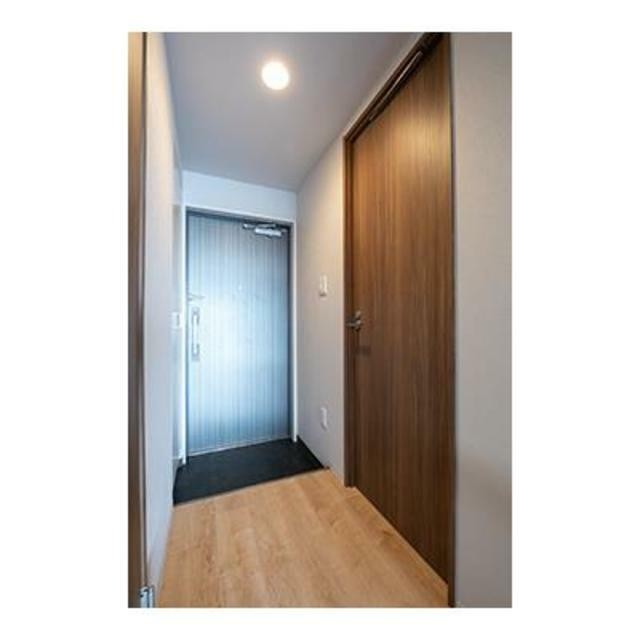 ※写真は同タイプ住戸です。(玄関)