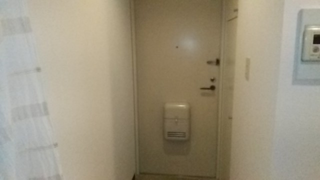 (玄関)