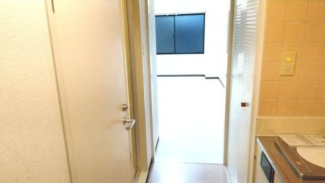 (玄関)