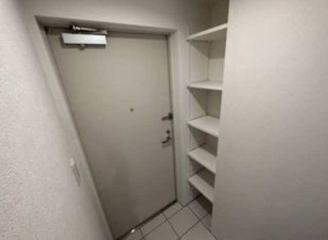 (玄関)