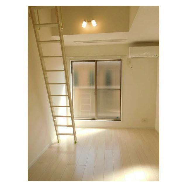 (居間)