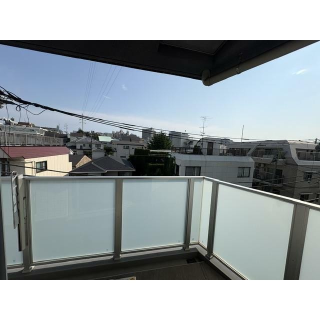 バルコニー正面