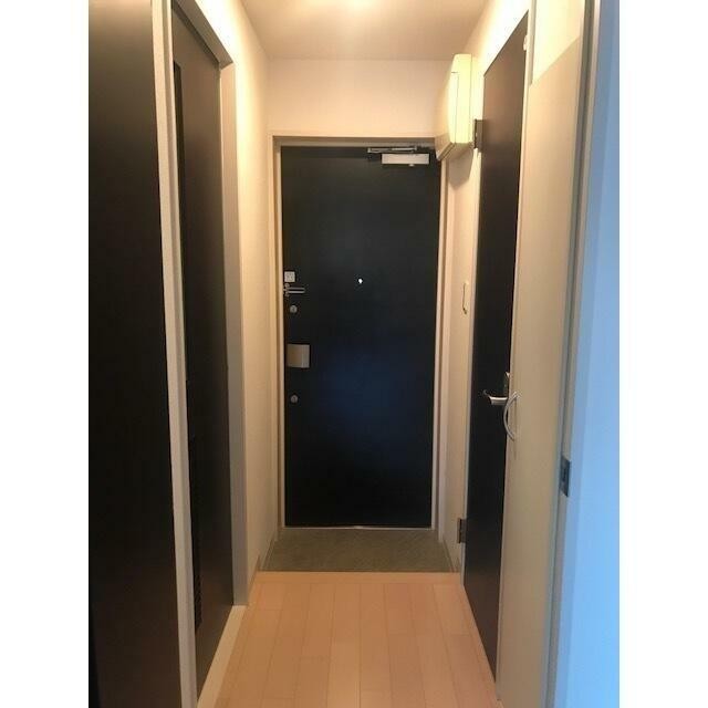 (玄関)
