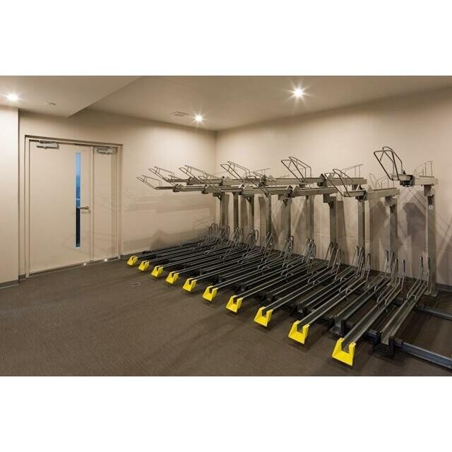 1階エレベーターホール