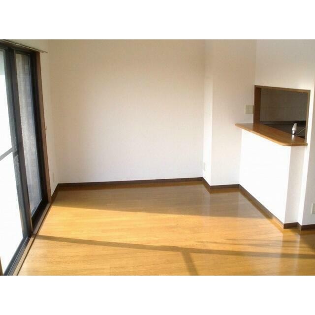 (居間)