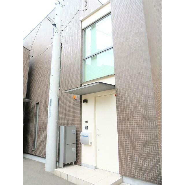 世田谷区瀬田1丁目 【賃貸居住】一戸建