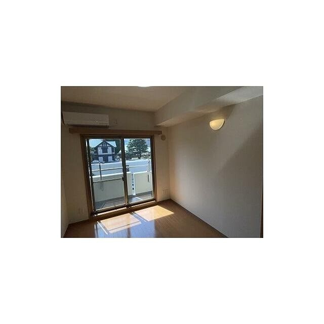 (居間)