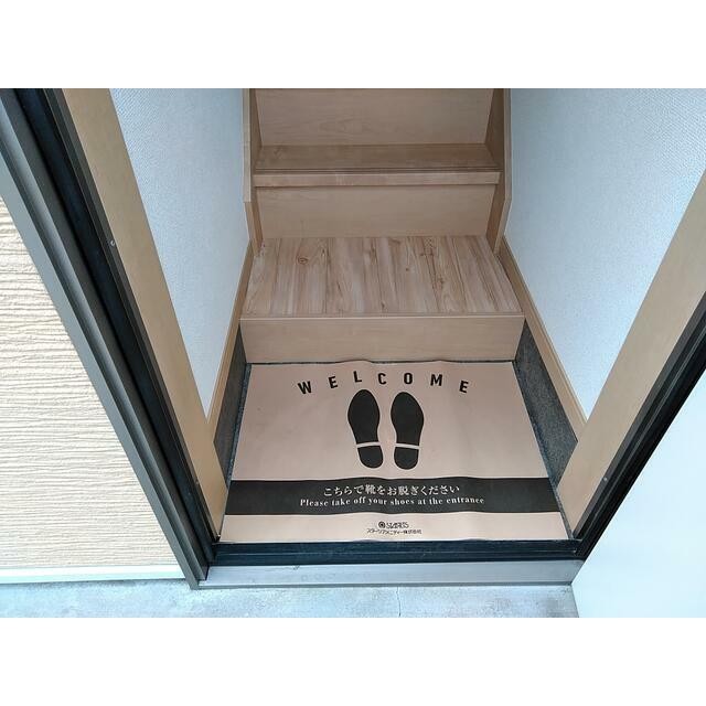 (玄関)