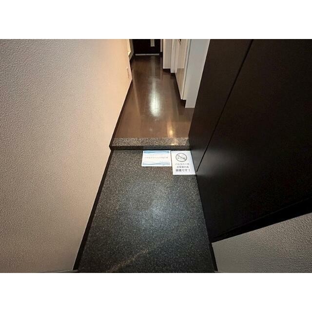 (玄関)