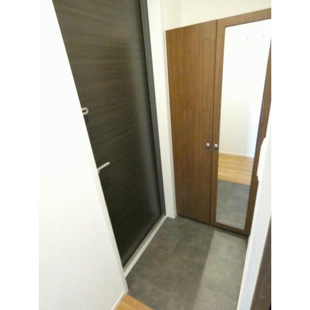 (玄関)
