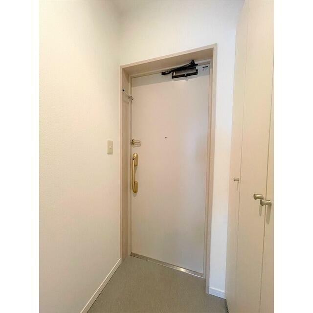 (玄関)