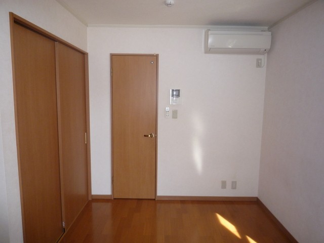 (居間)