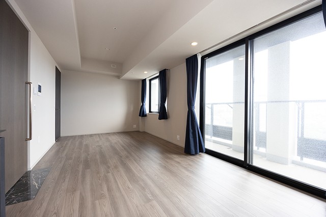 ※写真は同タイプ住戸です。(居間)
