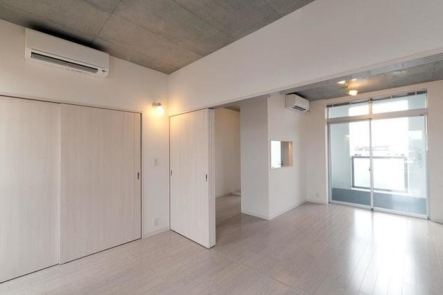 ※写真は同タイプ住戸です。(居間)