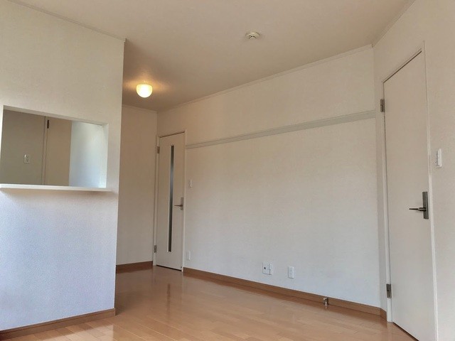 (居間)