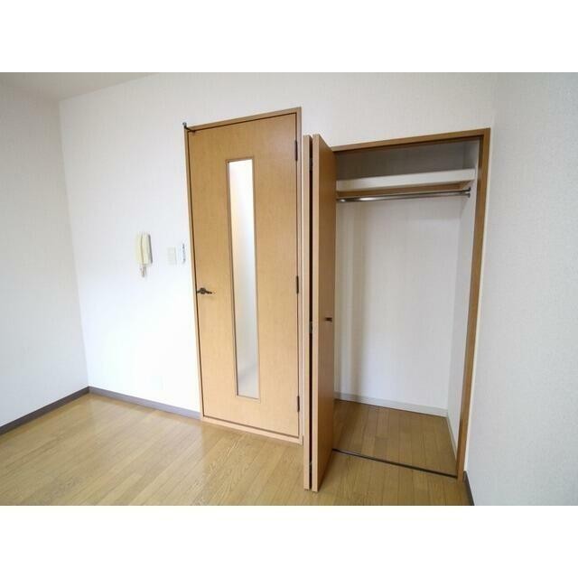 ※別タイプのお部屋の参考写真です(内装)