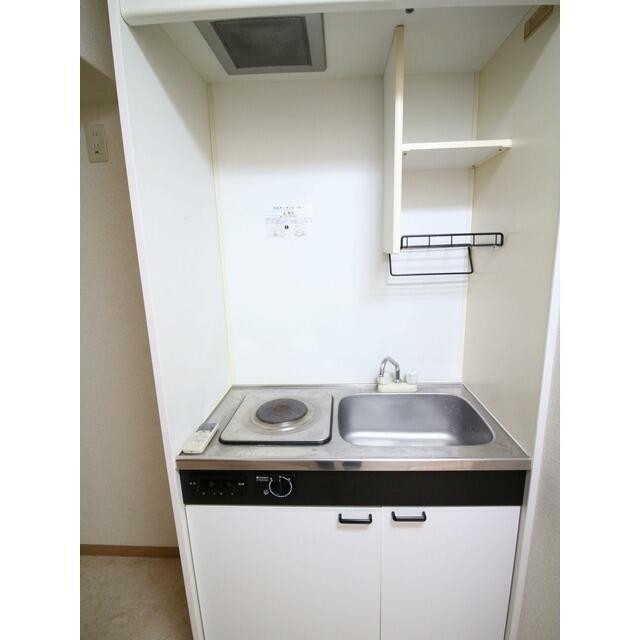 ※別タイプのお部屋の参考写真です(キッチン)
