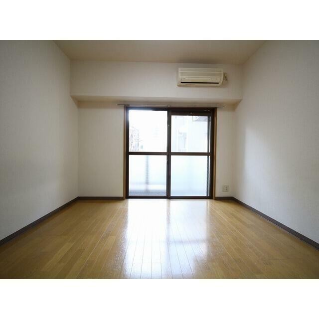 ※別タイプのお部屋の参考写真です