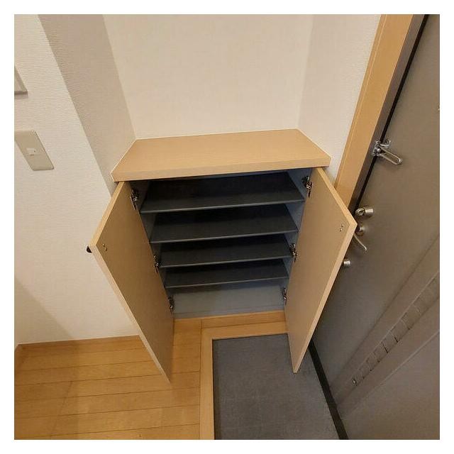 (玄関)