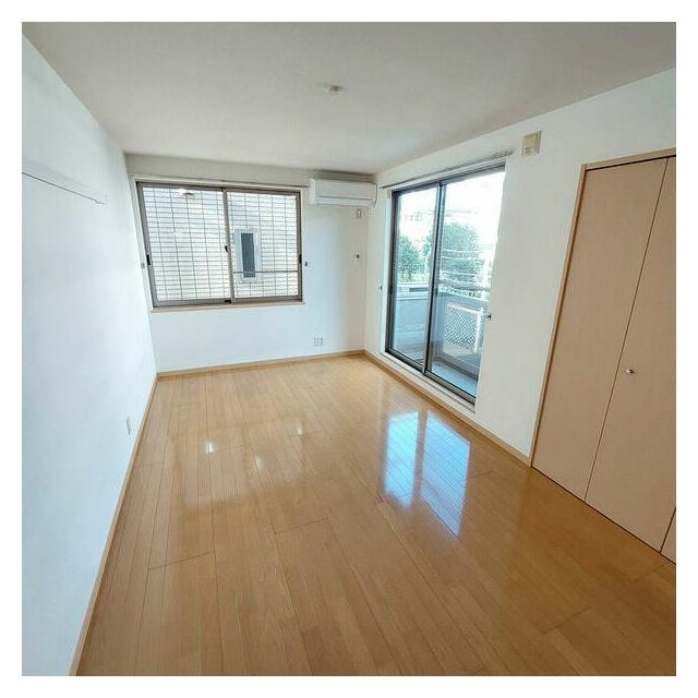 (居間)