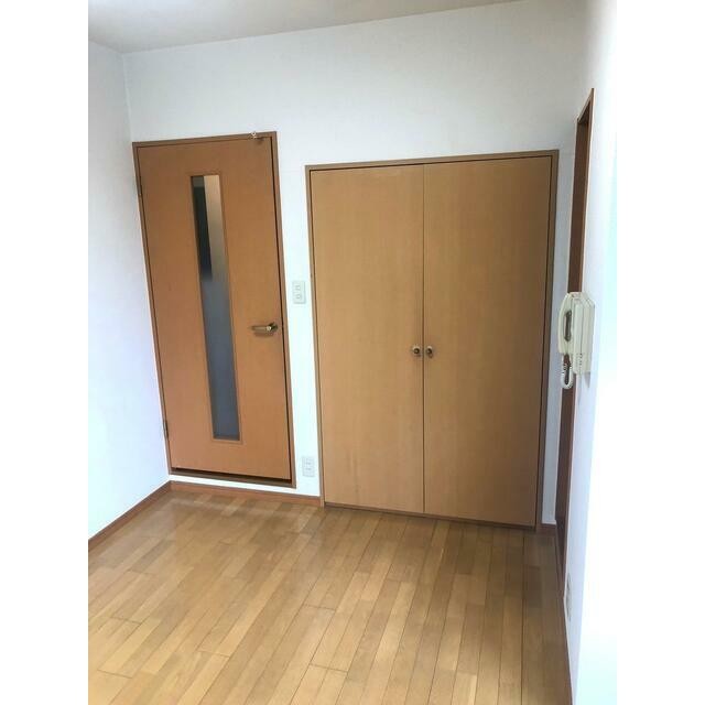 (居間)