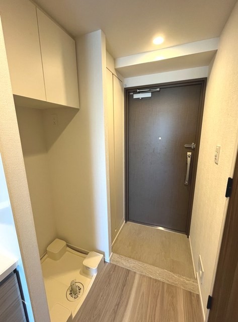 ※写真は同タイプ住戸です。(玄関)