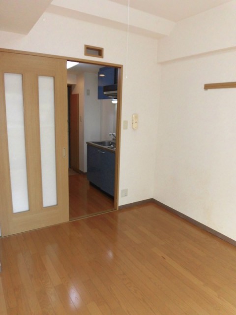 (居間)