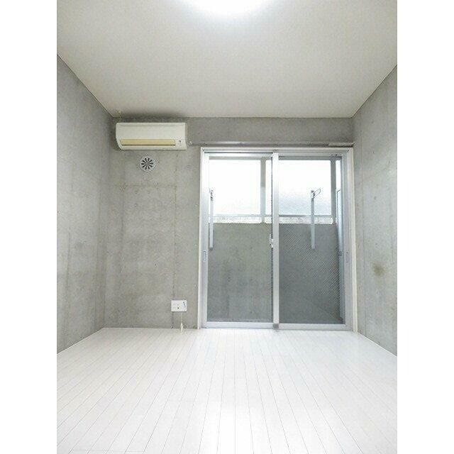 ※同仕様写真含む(居間)