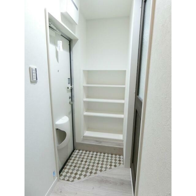 (玄関)
