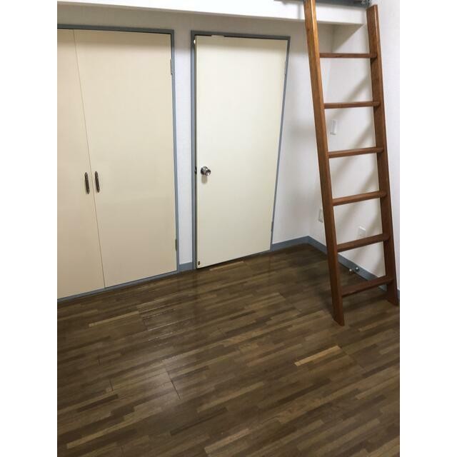 (居間)