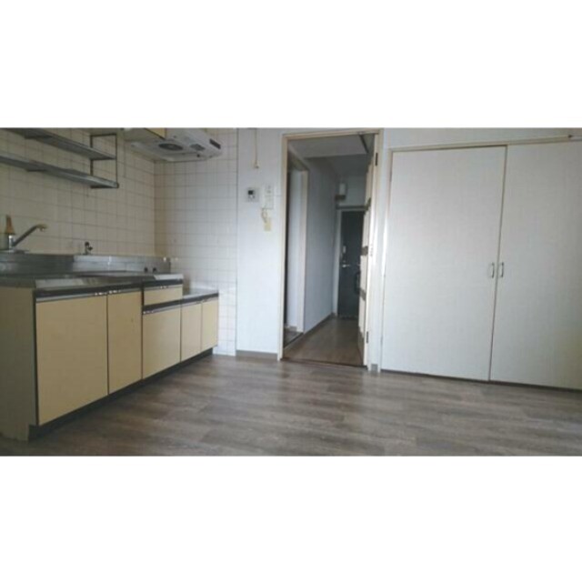 ※別部屋参考写真です。(キッチン)