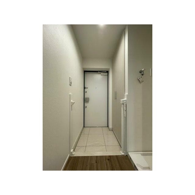 ※同タイプ参考写真です（カラータイプが異なる場合がございます）(玄関)