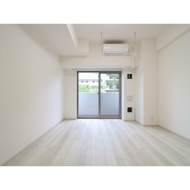 (居間)