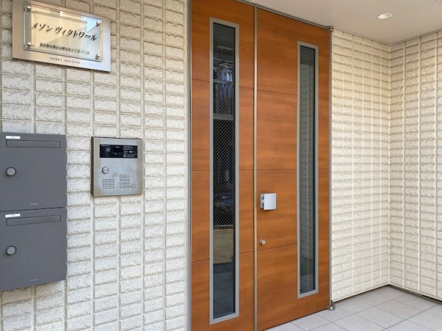 (居間)