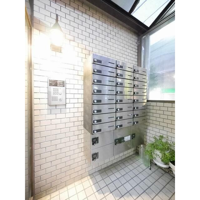 集合ポスト・宅配ボックス