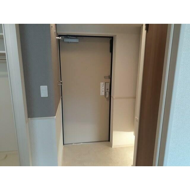 (玄関)
