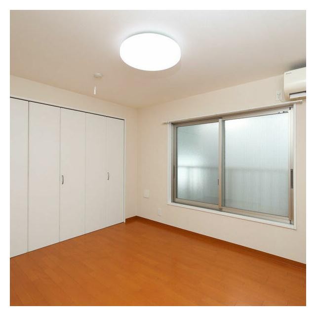 (居間)